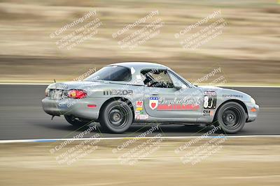 media/Jan-26-2025-CalClub SCCA (Sun) [[cfcea7df88]]/Group 4/Race/